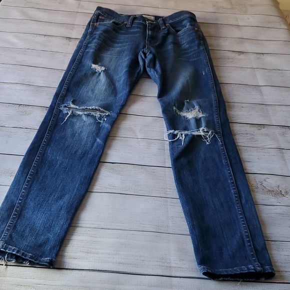 Madewell 9" High Riser Skinny Skinny Distressed - Picture 2 of 7